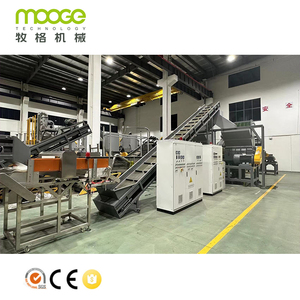 Ligne de lavage et de recyclage de bouteilles PET MOOGE avec tri automatique, déshydratation, décolleuse d'étiquettes, pompe, capacité de 5000 kg/h, entraînement moteur - Product Image 2