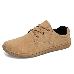 Chaussures en cuir pour hommes de grande taille avec une large surface pour le pied et sans pression sur les orteils. Chaussures de sport et décontractées pour hommes à bout large - Product Image 6