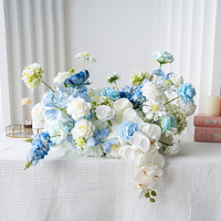 Arrangement de fleurs de table longue romantique pièce maîtresse florale artificielle pour décor de réception de banquet de mariage