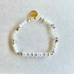 Personalizzato delicato cristallo naturale <span class=keywords><strong>nome</strong></span> personalizzato o iniziali lettera braccialetto di perline per il regalo - Product Image 6