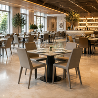 Chaises de salle à manger rembourrées pour hôtels et restaurants, siège en cuir PU, pieds en bois taupe, personnalisation, fabrication OEM, vente en gros, ensemble