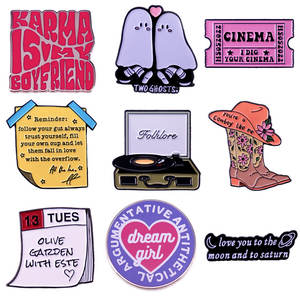 Pin de Esmalte con Logotipo de Letras de Canciones de Cantantes Pop, Accesorio Original para Decorar Mochilas, Regalo para Fanáticos de la Música, Coleccionistas - Product Image 1