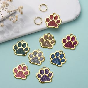 Hochwertige Zink legierung Pet Hang Tags können mit Gold Footprints Pet Supplies Hunde marken Großhandel Pet Collar Tags laser graviert werden - Product Image 5