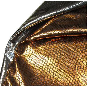 Tela elástica con reverso de punto y patrón de piel de serpiente en cuero sintético para uso en prendas de vestir - Product Image 4