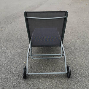 Uplion Chaise de plage en aluminium pour l'extérieur Lit de détente avec roues Chaise longue pour piscine - Product Image 4