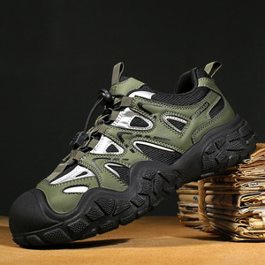 รองเท้าเดินป่าแบบสวมใส่สบาย น้ำหนักเบา สำหรับผู้ชายและผู้หญิง ทนทานต่อการสึกหรอ นุ่มสบาย ด้านบนทำจาก PU ตาข่าย บุผ้าฝ้าย พื้นรองเท้าด้านนอกทำจากยาง - Product Image 1