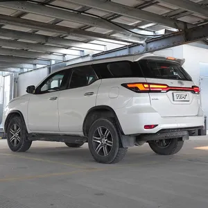 Kit de Luces Traseras LED para Toyota Fortuner 2016-2023, Modificación de Luces Traseras con Señal de Giro Dinámica DRL - Product Image 2