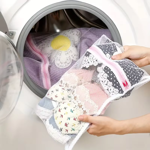Sac à <span class=keywords><strong>linge</strong></span> spécial en maille fine violette réutilisable avec fermeture éclair, sac à <span class=keywords><strong>linge</strong></span> en maille personnalisé pour la <span class=keywords><strong>protection</strong></span> des vêtements - Product Image 1