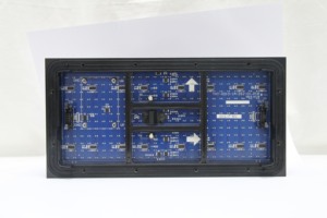 P10mm Chất lượng cao ngoài trời độ sáng cao <span class=keywords><strong>Dip</strong></span> RGB <span class=keywords><strong>LED</strong></span> mô-đun tùy chỉnh Bảng điều chỉnh cho giao thông hướng dẫn màn hình an toàn đường bộ dấu hiệu VMS - Product Image 5