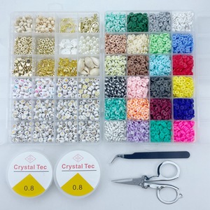 6000 pièces coloré polymère argile perle boîte breloques cordons élastiques <span class=keywords><strong>fabrication</strong></span> de bijoux <span class=keywords><strong>Bracelet</strong></span> collier boucle d'oreille bricolage plat argile perles <span class=keywords><strong>Kit</strong></span> - Product Image 4