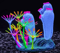 Vente en gros d'aquariums et d'accessoires Décoration d'aquarium Montagne en silicone non toxique Coral Mountain Ensemble de récifs coralliens colorés
