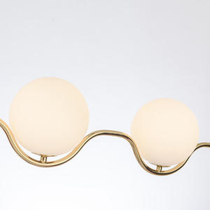 Lámpara colgante LED de araña de oro Lámpara de cristal de ópalo de metal dorado para uso doméstico - Product Image 3