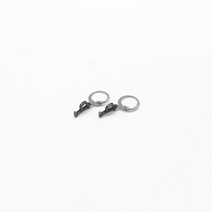 Pendientes colgantes con letra P de acero de titanio retro yunnique, aretes de acero inoxidable 316, joyería de moda, origen Guangzhou GZYE-EC0930 - Product Image 2
