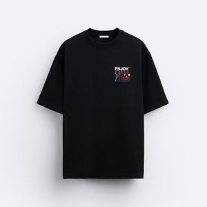 T-shirt pour homme avec imprimés brodés contrastés, t-shirt imprimé contrasté de haute qualité, logo personnalisé, fabricants de vêtements sur mesure - Product Image 1