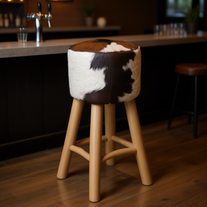Tabouret de bar en teck massif avec assise en cuir véritable beige, design moderne rustique, mobilier pour bar à domicile ou commercial - Product Image 2