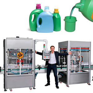 קו מילוי ואריזה אוטומטי לנוזלים כימיים יומיומיים בנפחים של 1 ליטר ו-5 ליטר, מכונת מילוי וסגירה לבקבוקי סבון נוזלי, דטרגנט וניקוי כביסה. - Product Image 1