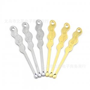 Cuchara Dorada Xinmeida - Productos al por Mayor para Tiendas de Un y Dos Yuanes - Product Image 2