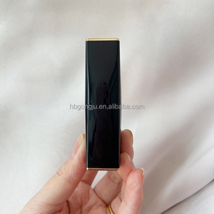 <span class=keywords><strong>Rossetto</strong></span> Opaco Personalizzato 2026 all'Ingrosso, <span class=keywords><strong>Rossetto</strong></span> Cosmetico <span class=keywords><strong>Bianco</strong></span> a Lunga Durata - Product Image 4