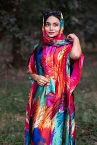 เดรสแฟชั่นขายดี ชุดเดรสยาวพิมพ์ลายแอฟริกันผ้าซาติน พร้อมผ้าคลุมไหล่ ไซส์พลัส ชุดเดรสแอฟริกันแบบคาฟตัน - Product Image 3