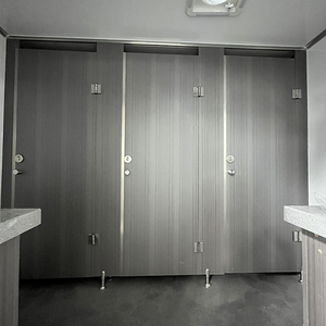 Inodoro móvil portátil para acampar, remolque para baño, hecho de Panel sándwich duradero para uso en exteriores - Product Image 2