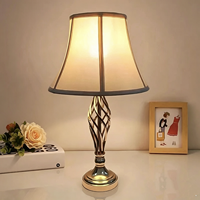 Lampe de table E27 à commande par interrupteur, ensemble de 2 lampes de chevet modernes et simples en métal avec port de charge USB AC, abat-jour en tissu pour chambre à coucher, salon, hôtel