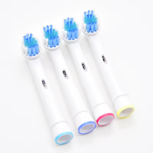 Paquete de 4 cabezales de <span class=keywords><strong>cepillo</strong></span> de dientes de repuesto eléctrico para el cuidado de las encías sensibles profesionales para Limpieza de dientes - Product Image 3