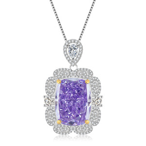 Nouveau modèle de collier pour femme, pendentif carré grand format en forme de fleur de glace plaqué argent, micro-incrusté de zircon multicolore - Product Image 1