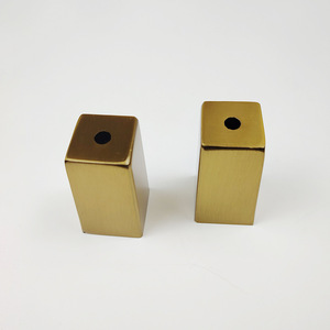 Couvre-pieds en acier inoxydable Luye Hardware, couleur or, 30x25x50mm, protection des meubles - Product Image 1