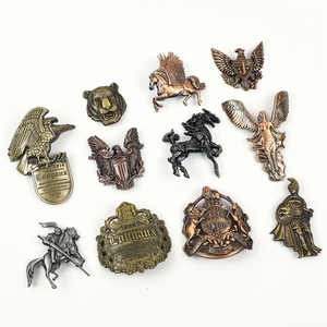 Letrero de Advertencia de Tráfico Personalizado de Aluminio, Placa Metálica con Nombre Impreso, Placa de Aviso Personalizada, Tamaño Aproximado 8x12 Pulgadas - Product Image 3