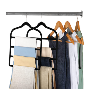 5つ折りベルベットハンガー滑り止め多機能プラスチック収納ワードローブと家庭用クローゼット折りたたみ式デザイン - Product Image 1