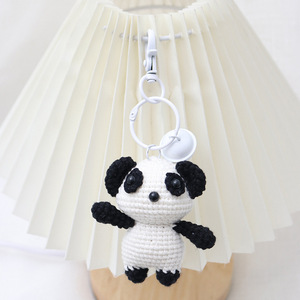 Llaveros de panda, muñecos de hilo tejidos a mano, venta al por mayor, lindos dijes de dibujos animados para bolsos, juguetes de peluche, pequeños adornos - Product Image 1