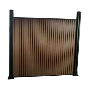 Clôture moderne en <span class=keywords><strong>composite</strong></span> bois-plastique avec cadre en aluminium pour extérieur, couleur gris clair - Product Image 1