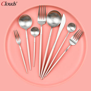 Juego de Cubiertos de Acero Inoxidable Ecológico Moderno y de Lujo Yindiao, Juego de Tazas Portátil Minimalista y Contemporáneo en Caja de Regalo - Product Image 1