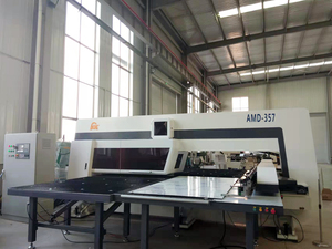 <span class=keywords><strong>Presse</strong></span> à poinçonner CNC automatique professionnelle avec tourelle mécanique et moteur, offrant des solutions de conception gratuites du fabricant - Product Image 4