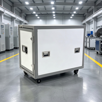 Équipement de congélation mobile commercial de petite taille avec capacité de 140 L, congélateur à grand conteneur, moteur double tension, panneau solaire
