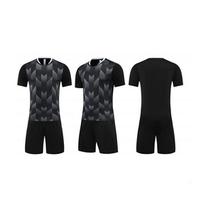 Seragam Olahraga Pria Custom Grosir untuk Gym dan Sepak Bola, 100% Poliester Anti-Bakteri, Bernapas, Menyerap Keringat, Cepat Kering - Product Image 3
