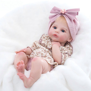 16 Zoll Silikon Baby Realistic Reborn Puppenspiel zeug Figur Rollenspiel Bildungs entwicklung Beruhigende <span class=keywords><strong>Simulation</strong></span> 2 bis 4 Jahre - Product Image 4