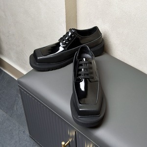 Nuevos zapatos de cuero con plataforma y punta cuadrada para hombre, zapatos sin cordones de cuero genuino, color negro y verde a rayas, zapatos casuales de cuero. - Product Image 2
