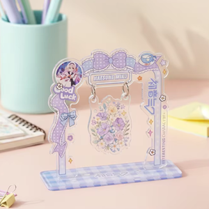 CCH - Soporte acrílico personalizado con temática de anime K-pop, decoraciones y adornos creativos para escritorio - Product Image 6