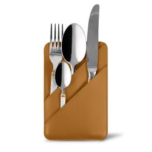 Porte-couverts et étui en cuir PU moderne et élégant pour organiser et ranger les couteaux, fourchettes et ustensiles de table - Product Image 3