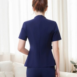 Vente flash Uniformes <span class=keywords><strong>de</strong></span> salon <span class=keywords><strong>de</strong></span> beauté pour femmes Uniformes <span class=keywords><strong>de</strong></span> spa anti-rides personnalisés pour esthéticiennes Vente flash Uniformes d'hôtel - Product Image 4