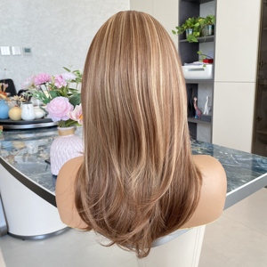 Perruque synthétique résistante à la chaleur avec frange, en fibre haute température, 13x4, avec dentelle frontale, sans colle, pour une ligne de cheveux naturelle - Product Image 5