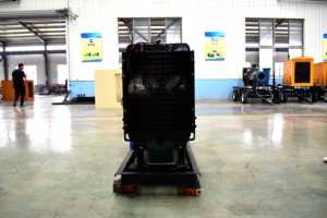 เครื่องยนต์ Ricardo 30kw แบบเงียบพิเศษสำหรับงานหนัก พร้อมระบบเคลื่อนที่ 50Hz สำหรับงานเหมือง ขายส่งจากโรงงาน จัดส่งถึงที่ - Product Image 3