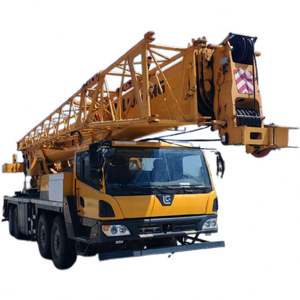 Grúa Móvil sobre Camión de 70 Toneladas TC700C5 de China con Plataformas de Apoyo o Extensiones - Product Image 1