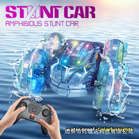 Voiture RC amphibie tout-terrain 4x4 étanche avec rotation à 360 degrés, éclairage LED, jouet RC personnalisable pour terre et eau