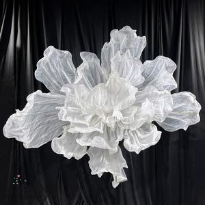 Organza réaliste, grande <span class=keywords><strong>fleur</strong></span>, installation artistique faite à la main, décoration florale de mariage, accessoires de mise en scène, imperméable, léger - Product Image 1