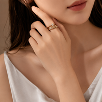 Bague ajustable double couche pour femme 2026, incrustée de zircon, plaquée or 18 carats, design géométrique tendance, bijou de luxe ouvert