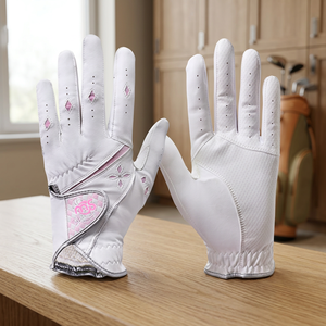 ถุงมือกอล์ฟ MAS สำหรับผู้ชาย มือซ้าย/ขวา หนังคาเบรตต้านุ่ม ระบายอากาศได้ดี ป้องกันการลื่นไถล ได้รับการรับรองมาตรฐาน ISO 9001/CE ปิดด้วยกระดุม - Product Image 2