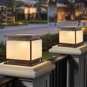 Luz de Pilar LED solar para exteriores a prueba de agua IP65 con construcción de aluminio fundido a presión Base E27 para jardín y Villa Garantía de 3 años - Product Image 6