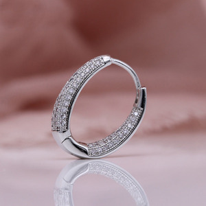 Boucles d'oreilles ajourées classiques européennes et américaines, bijoux en zircon incrusté, pour oreilles, <span class=keywords><strong>cadeau</strong></span> de <span class=keywords><strong>mariée</strong></span>, directement en l'usine, - Product Image 3